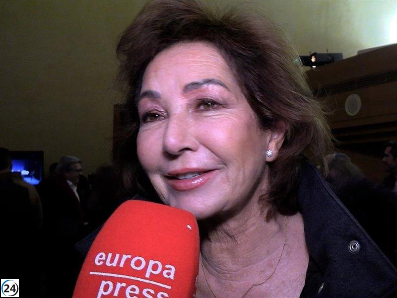 Ana Rosa Quintana celebra una Nochebuena llena de alegría en Sevilla.