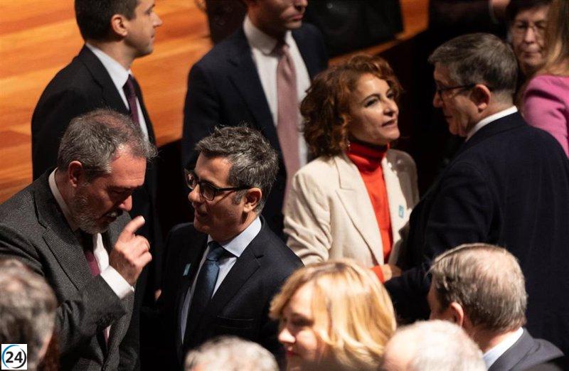 Montero confía en que la financiación catalana no afecte a Andalucía y anticipa la aprobación de los PGE en breve.