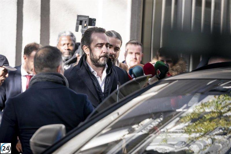 Jefe de Gabinete de Montero niega ante el Senado haber recibido dinero o regalos de Aldama.