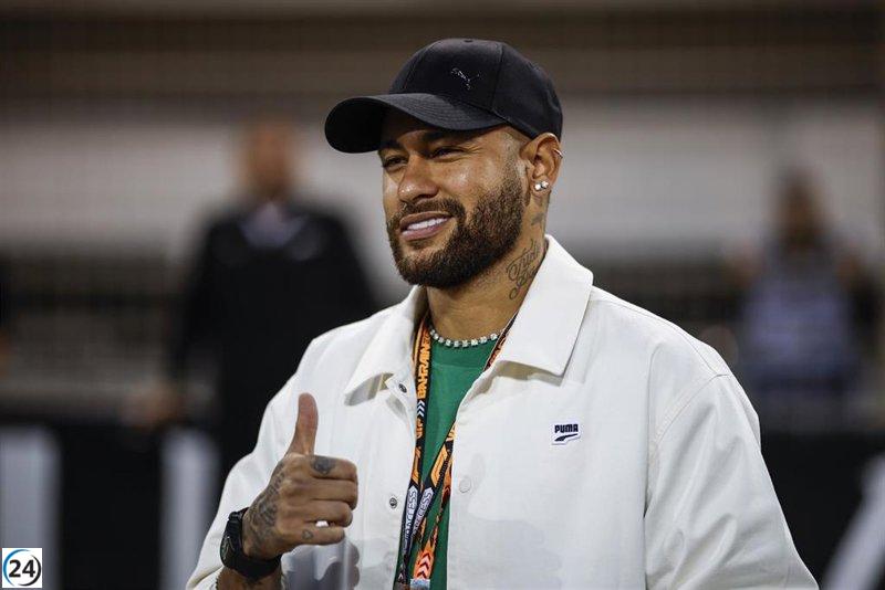 Neymar deja Al Hilal para regresar al Santos.