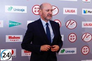 Louzán revela: “Florentino Pérez asegura que los árbitros han costado muchos títulos”.