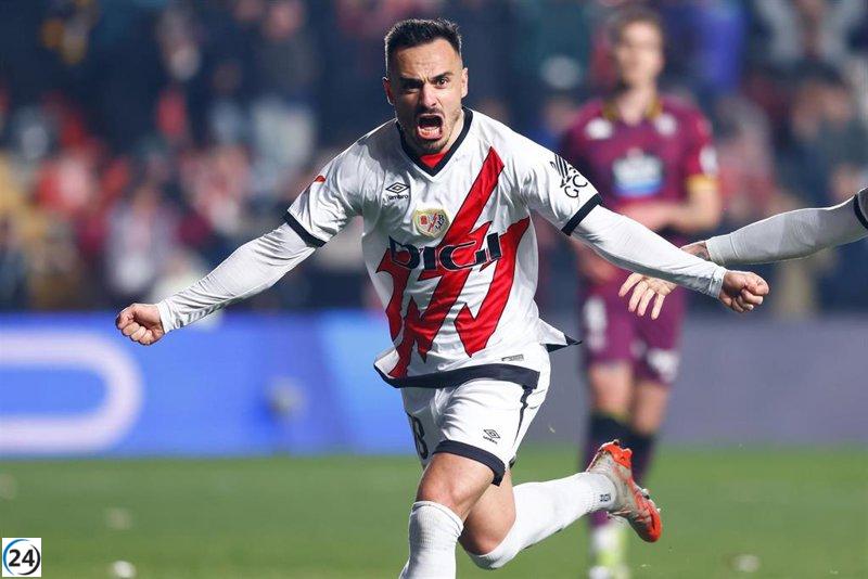 El Rayo Vallecano triunfa sobre el Valladolid y refuerza su posición en Europa.