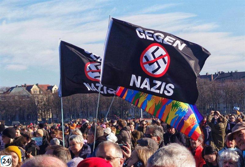 Más de 200,000 personas se manifiestan en Múnich contra la ultraderecha.