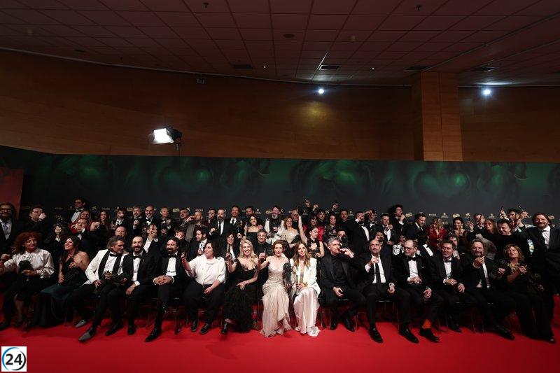 Goya 2023: 'El 47' y 'La infiltrada' hacen historia al compartir el premio a Mejor Película en una ceremonia equitativa.