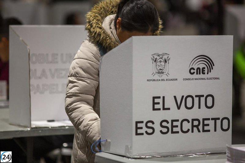 Ecuador inicia el proceso electoral para elegir a su próximo presidente.