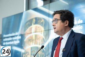 López propone regular las redes sociales para frenar la difusión de ideologías extremistas a través de bots.