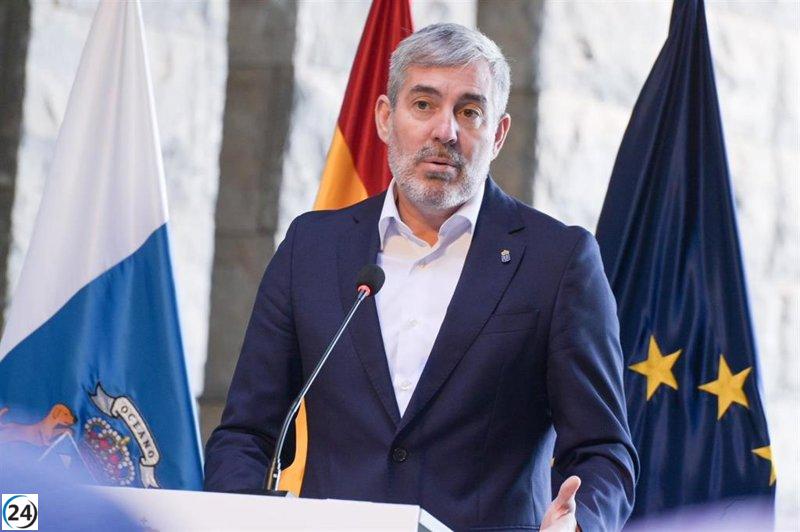 Clavijo confía en asegurar fondos para la atención de menores migrantes en su encuentro con Montero.
