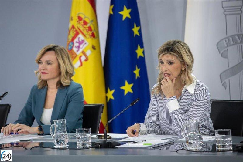 Trabajo y Hacienda chocan por la tributación del SMI tras su aumento en el BOE.