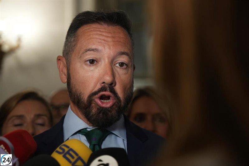 Vox mantiene su apoyo al portavoz de Valencia a pesar de la inhabilitación, abogando por la presunción de inocencia.