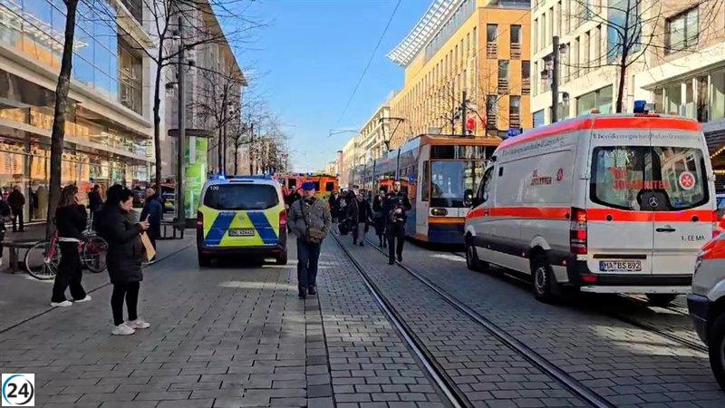 Tragedia en Mannheim: un fallecido y numerosos heridos tras un atropello masivo.