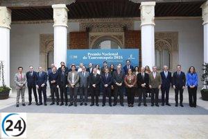 Albert Serra y UCTL reciben el Premio Nacional de Tauromaquia en el Senado, en medio de protestas por la 