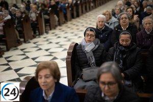 El Papa se levanta renovado tras una buena noche de descanso.