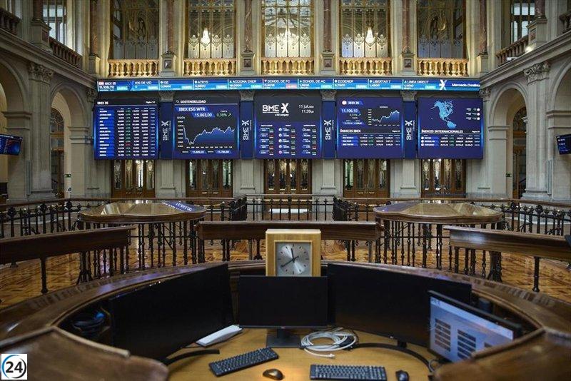 El Ibex 35 sigue su ascenso del 1,70% a mitad de jornada en medio de la tensión comercial.