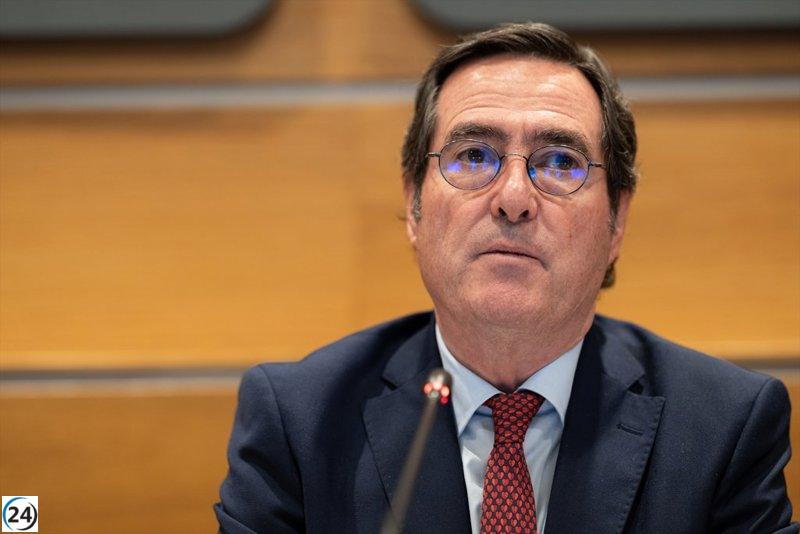 Empresas expresan su descontento a Sánchez por el abandono del diálogo social: