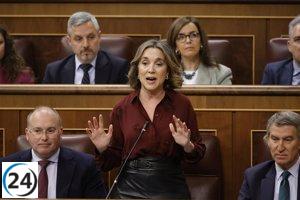 Gamarra señala al PSOE por alejar a Cataluña de España, mientras Montero defiende su labor de integración.