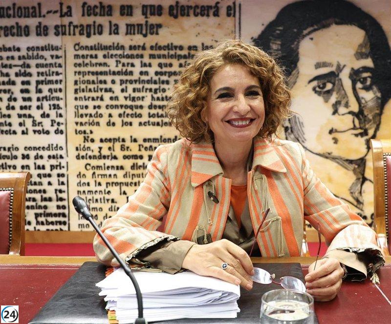 Montero espera que las comunidades autónomas aborden de manera positiva las negociaciones sobre la condonación de deuda.