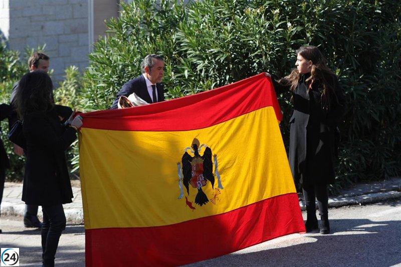 El Congreso debate la disolución de asociaciones franquistas en busca de una mayoría absoluta.