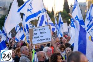 Cientos de miles se movilizan en Tel Aviv en rechazo a Netanyahu.