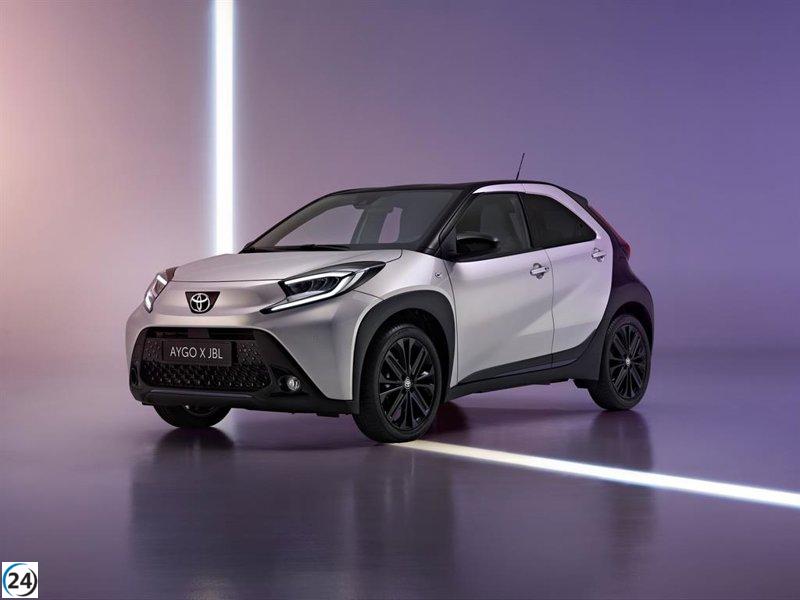 Llega a España el Toyota Aygo X Cross JBL, edición limitada, con un precio inicial de 19.950 euros.
