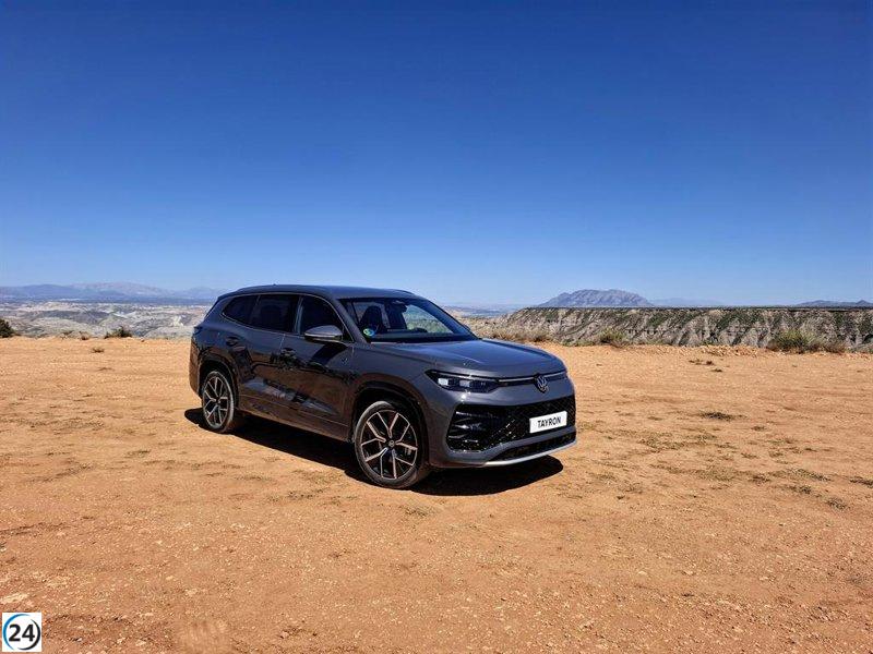 Volkswagen lanza en España el Tayron, su SUV de 7 plazas, con precios desde 42.100 euros.