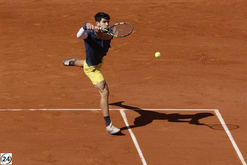 Alcaraz resurge y asegura su debut en Montecarlo.