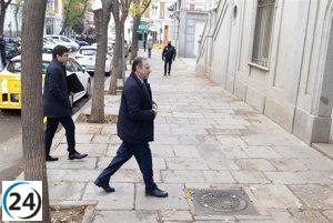 La UCO revela que Ábalos aprovechó su poder para beneficiar a una expareja en una empresa estatal.