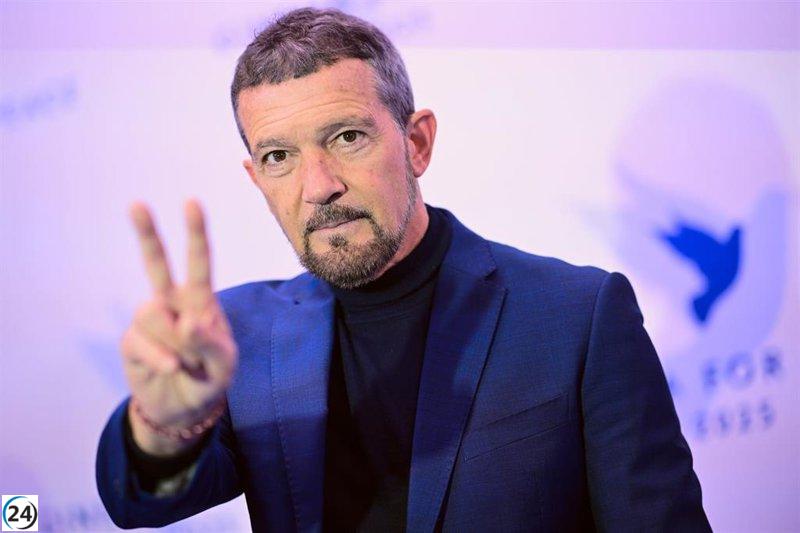Antonio Banderas recibe el reconocimiento Talía de Honor 2025.