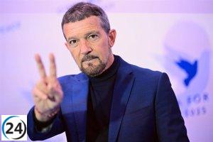 Antonio Banderas recibe el reconocimiento Talía de Honor 2025.