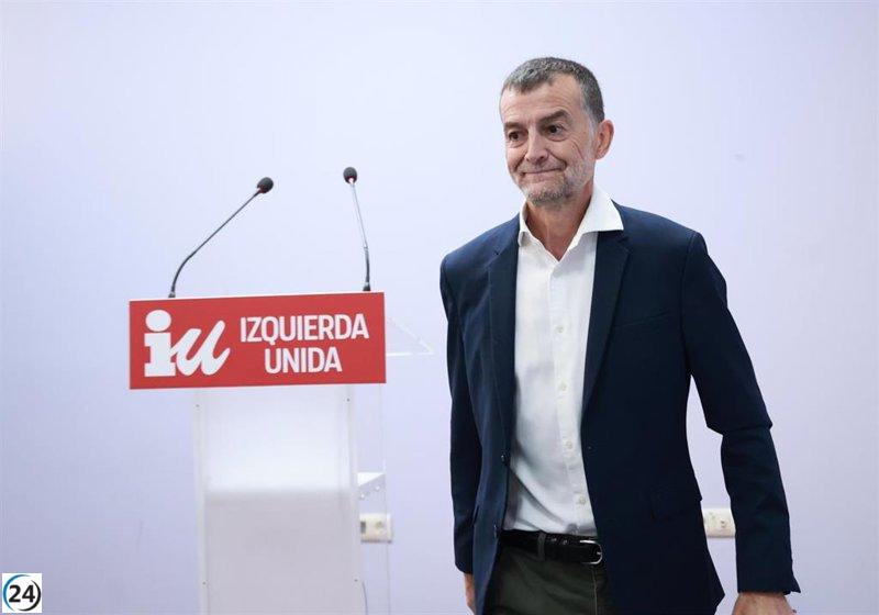 Maíllo (IU) urge a intensificar la presión en el Gobierno y movilizarse contra el aumento del gasto militar del PSOE.