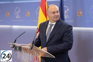 Tellado sugiere que Sánchez buscó distraerse en China tras el informe sobre Begoña Gómez.