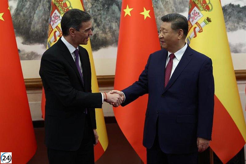 Sánchez defiende una relación constructiva con China, rechazando las críticas de EE.UU. y enfatizando que España no es adversaria de nadie.