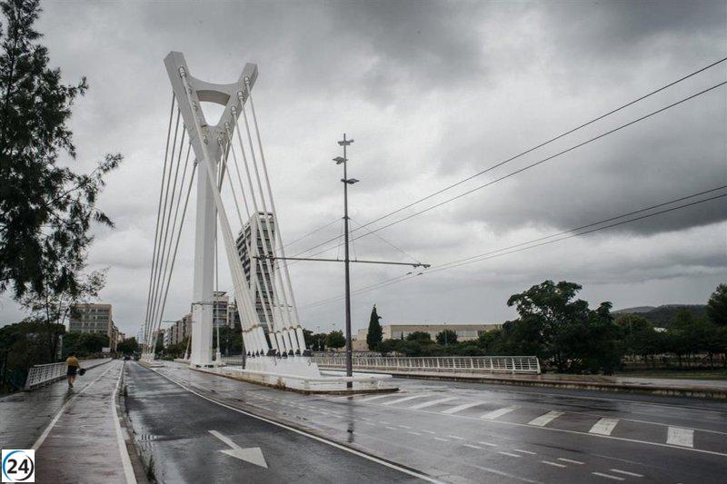 Nublados y lluvias matutinas en el norte, Baleares y Melilla este domingo.