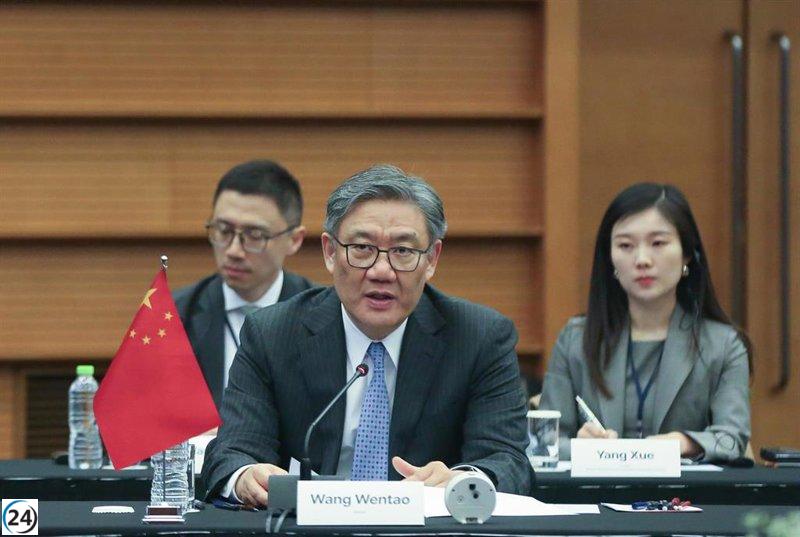 China advierte a la OMC sobre el impacto de los aranceles de EE. UU. en naciones en desarrollo.