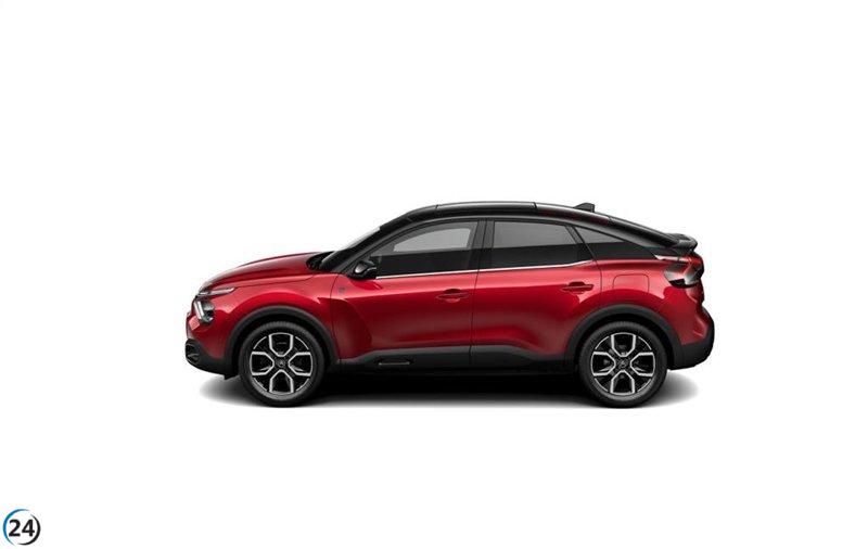 Citroën lanza los renovados C4 y C4X fabricados en España, con precios iniciales de 22.650 y 23.540 euros.