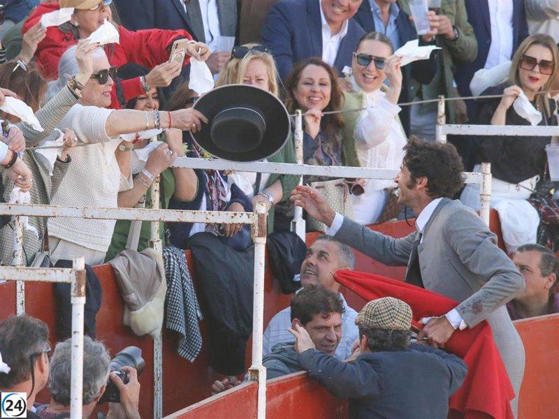 Teresa Rivera se emociona al ver el gesto de su sobrino Cayetano en la plaza: