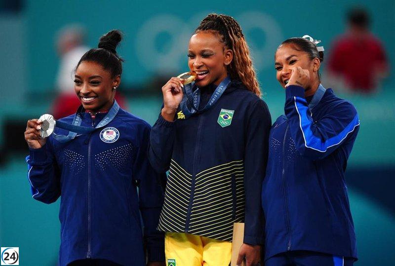 Rebeca Andrade elogia la valentía de Simone Biles tras su decisión en Tokio: