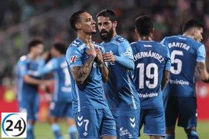 El Betis sigue en la lucha por la Champions, intensificando las dificultades del Girona.