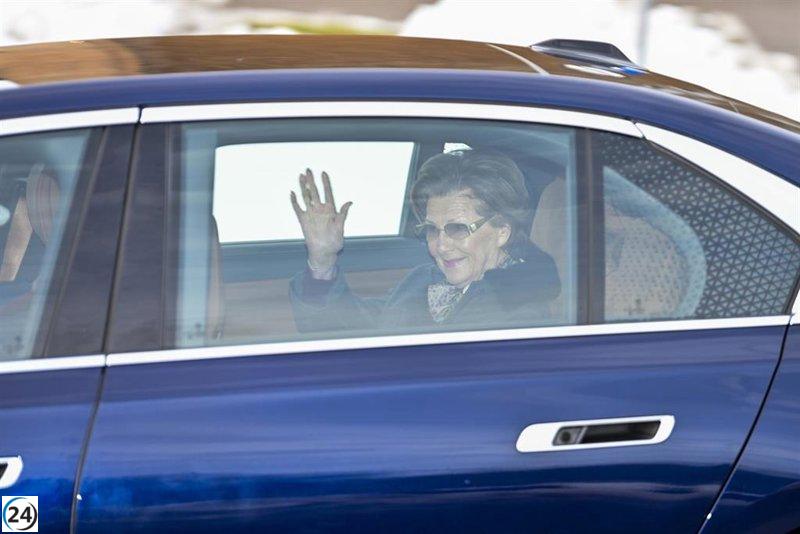 Reina de Noruega ingresada por complicaciones respiratorias.