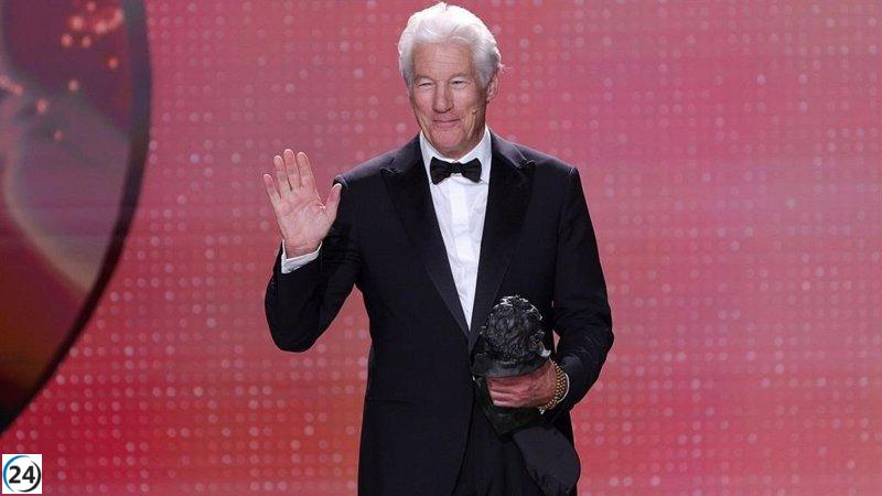 Richard Gere recibe el Premio de Honor en los Premis Sant Jordi de RNE.