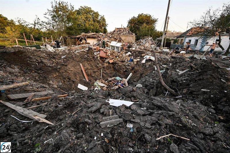 Nueve fallecidos en ataque ruso con dron a un autobús en el este de Ucrania.