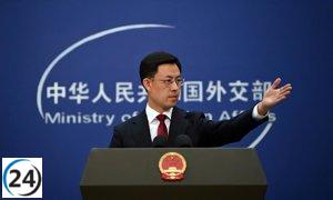 China propone diálogo sobre aranceles y urge a EE. UU. a dejar de lado la presión.