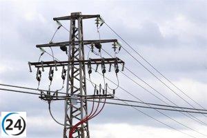 La tarifa eléctrica se desploma a 11 euros este domingo, con diez horas de luz gratuita o a precio negativo.