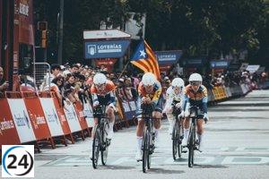 Ellen van Dijk se convierte en la primera líder de la Vuelta Femenina 25 by Carrefour.es.