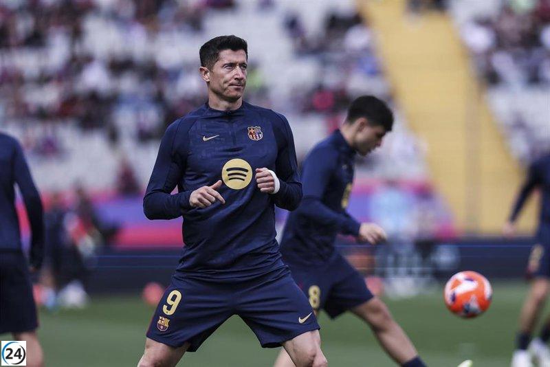 Lewandowski regresa a los entrenamientos con el Barça y se perfila para el duelo en Milán.