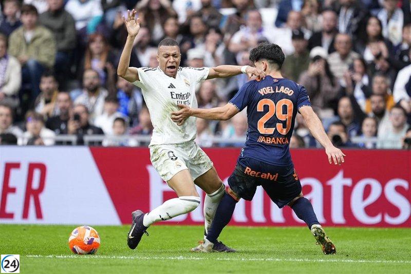 El Real Madrid esquiva la sorpresa antes del Clásico.