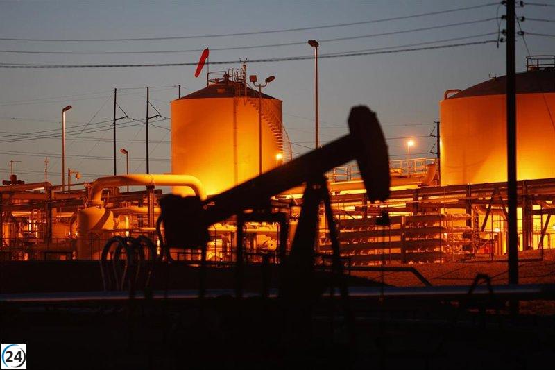 OPEP+ provoca una caída del petróleo del 4,6%
