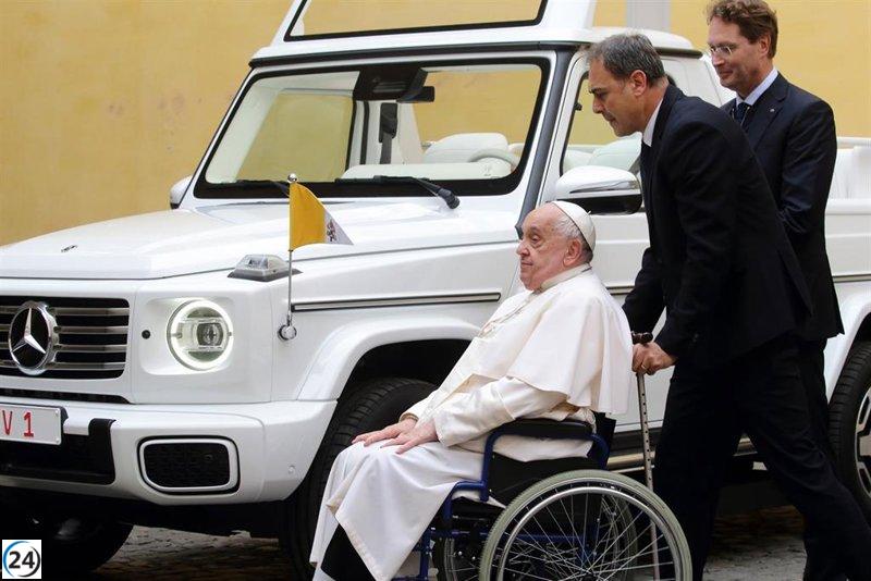 El Papa Francisco transformará el papamóvil en un hospital sobre ruedas para atender a niños en Gaza.