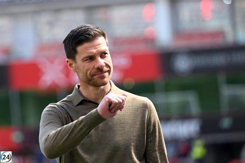 Xabi Alonso se despide del Bayer Leverkusen tras una temporada exitosa.