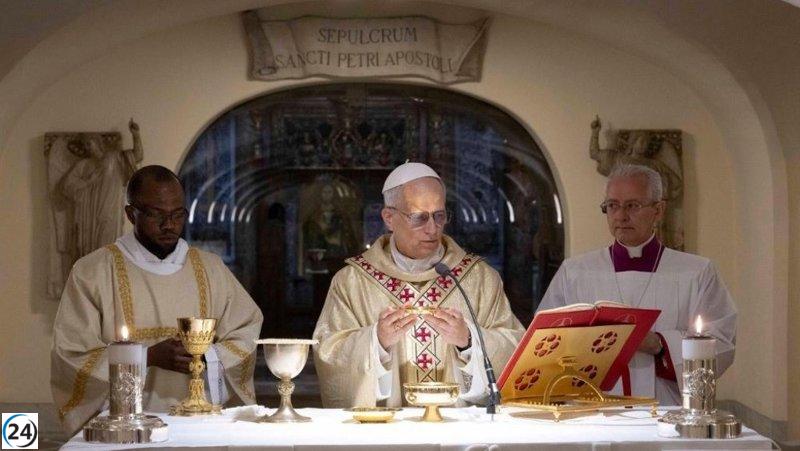 León XIV oficiará misa en las Grutas Vaticanas, rindiendo homenaje a San Pedro y sus antecesores.