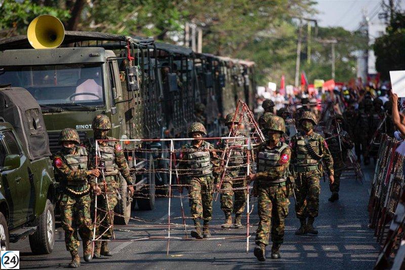 Ejército de Birmania bombardea escuela en Sagaing: al menos 20 niños pierden la vida.